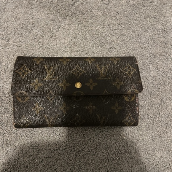 Louis Vuitton Speedy 30 Monogram Canvas Bag and Louis Vuitton wallet - Picture 7 of 10